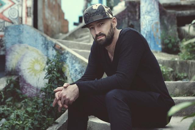 Gentleman foto Buenning4403 66332